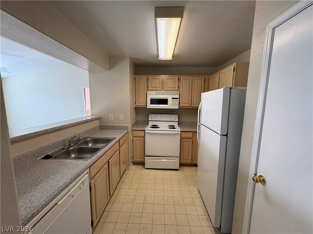 555 East Silverado Ranch Boulevard, Unit 2166 Las Vegas, NV 89183 - Photo 11 of 19