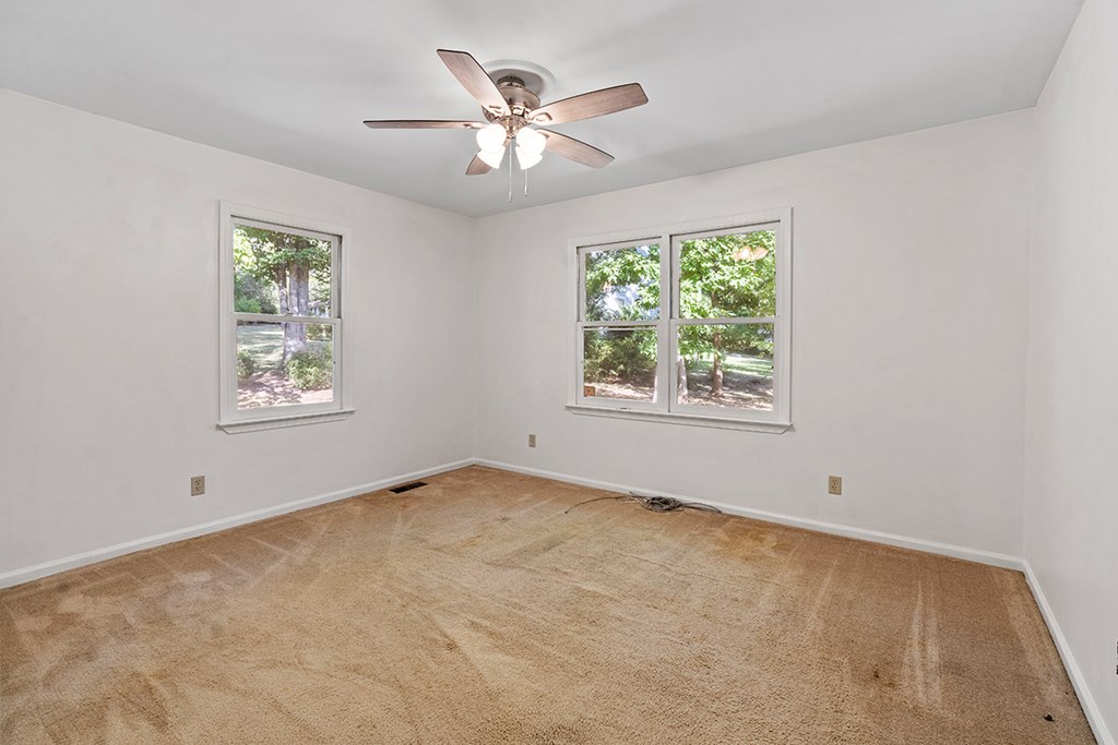 127 Limerick Road Greenwood, SC 29649 - Photo 11 of 20 Gallery Image 11
