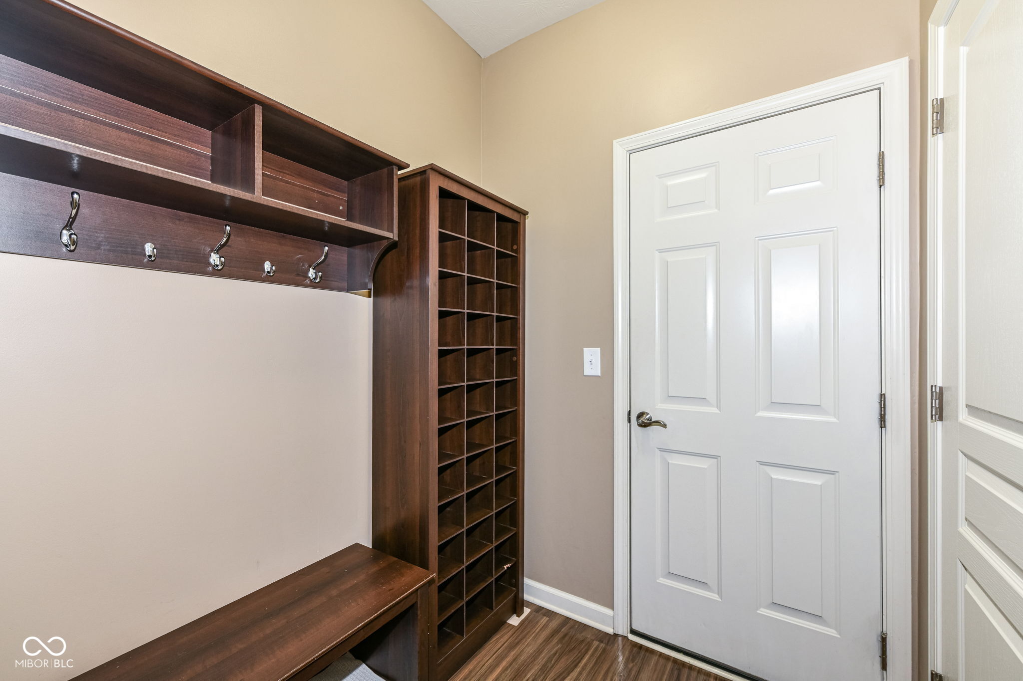 13334 Fielding Way Fishers, IN 46037 - Photo 6 of 48 Gallery Image 6