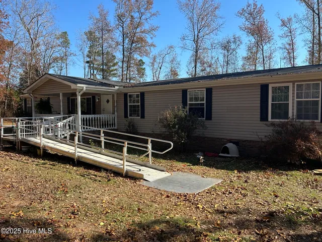 $224,900 | 19161 Laurel Hill Church Road, Laurinburg, NC 28352