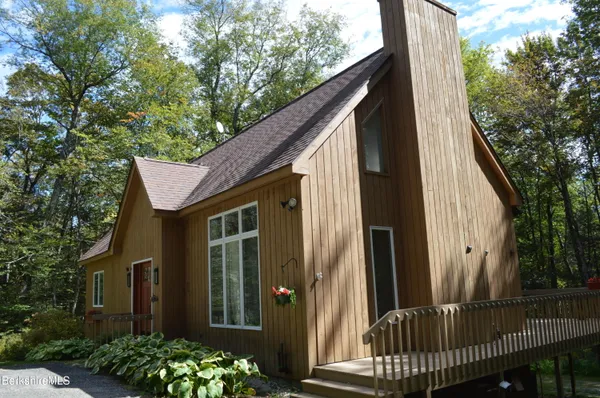 $479,000 | 345 Big Bass Lane, Becket, MA 01223