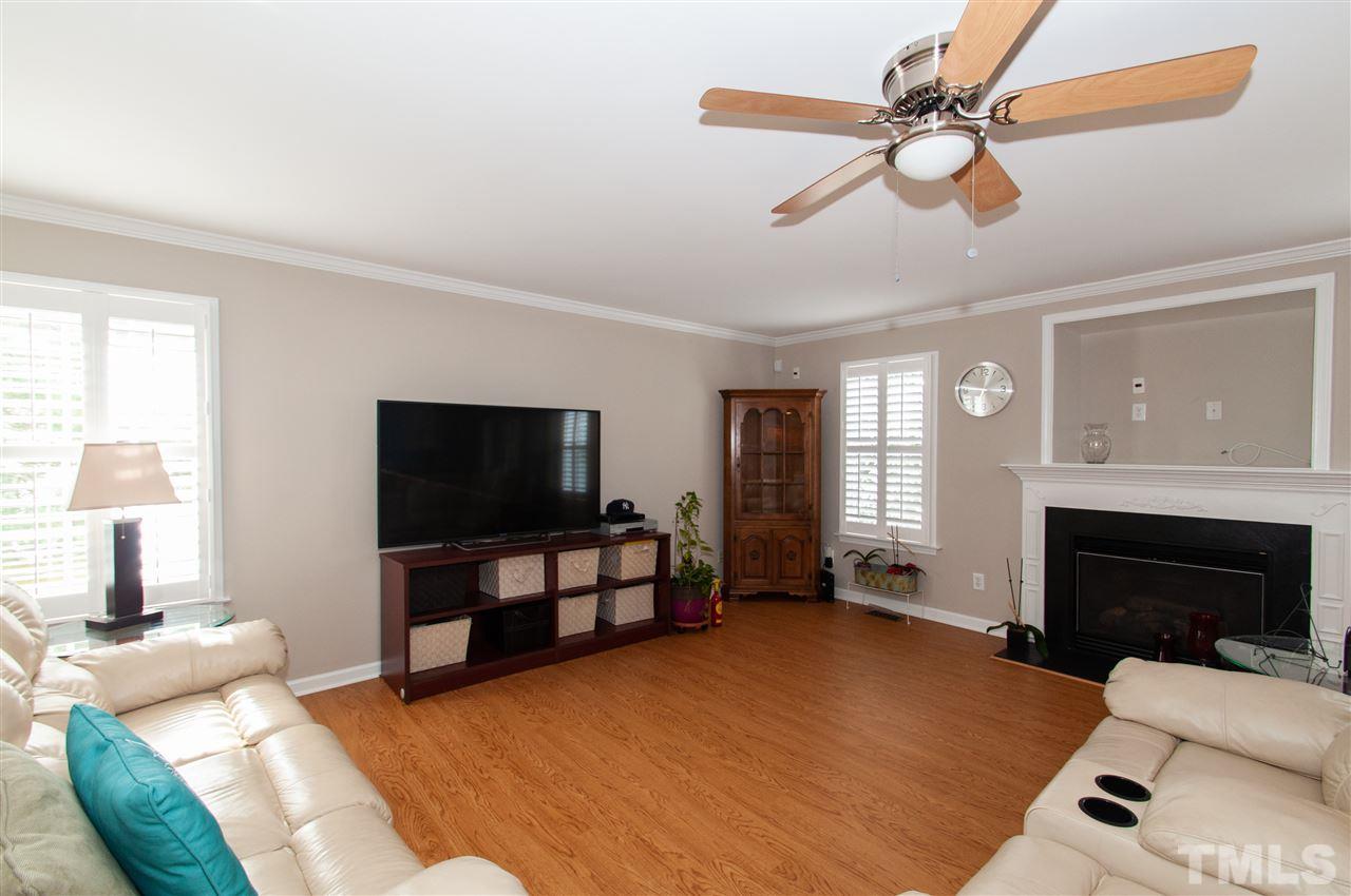 2207 Summer Shire Way Raleigh, NC 27604 - Photo 3 of 30
