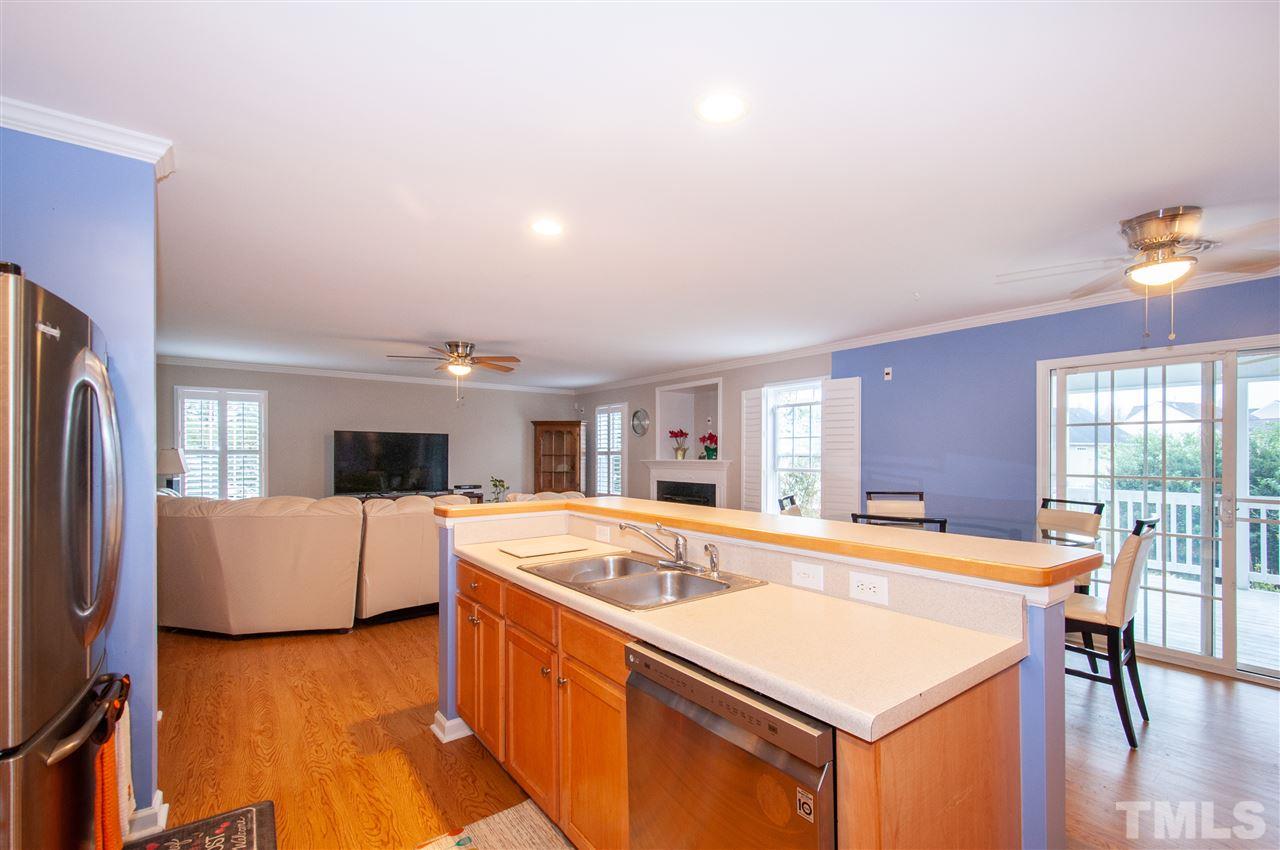 2207 Summer Shire Way Raleigh, NC 27604 - Photo 10 of 30