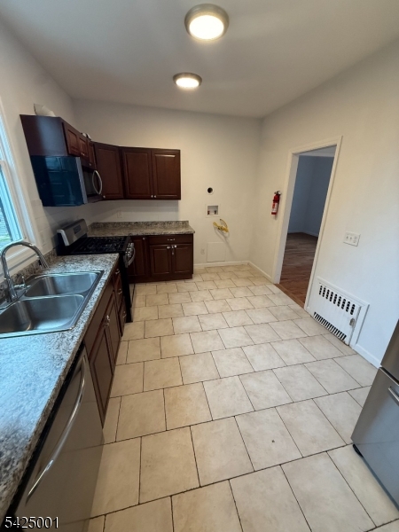 26 Union Place, Unit 2 Irvington, NJ 07111 - Photo 5 of 17