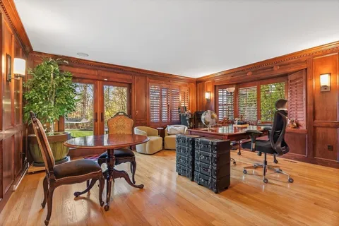 $2,595,000 | 14 Wolfpen Lane, Southborough, MA 01772