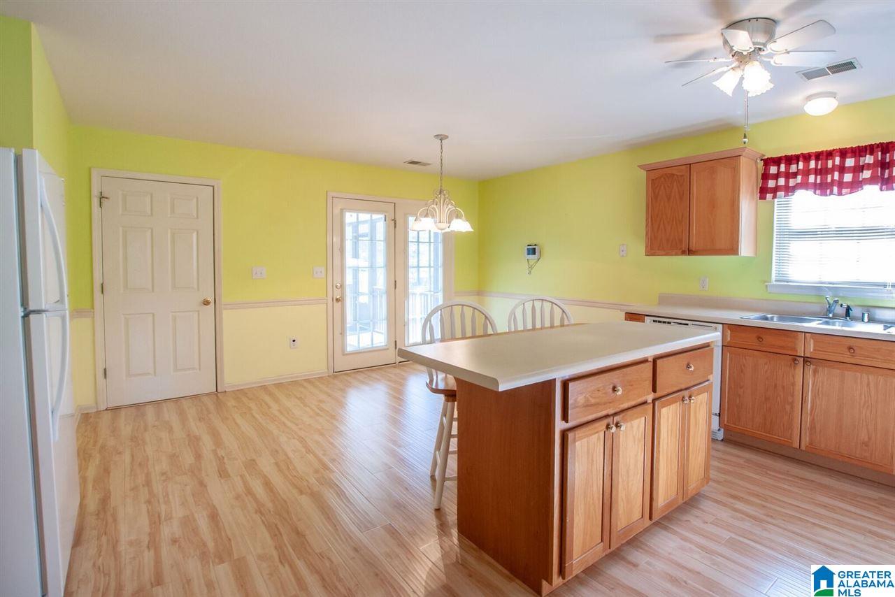 4405 Ridgeland Drive Gardendale, AL 35071 - Photo 6 of 18