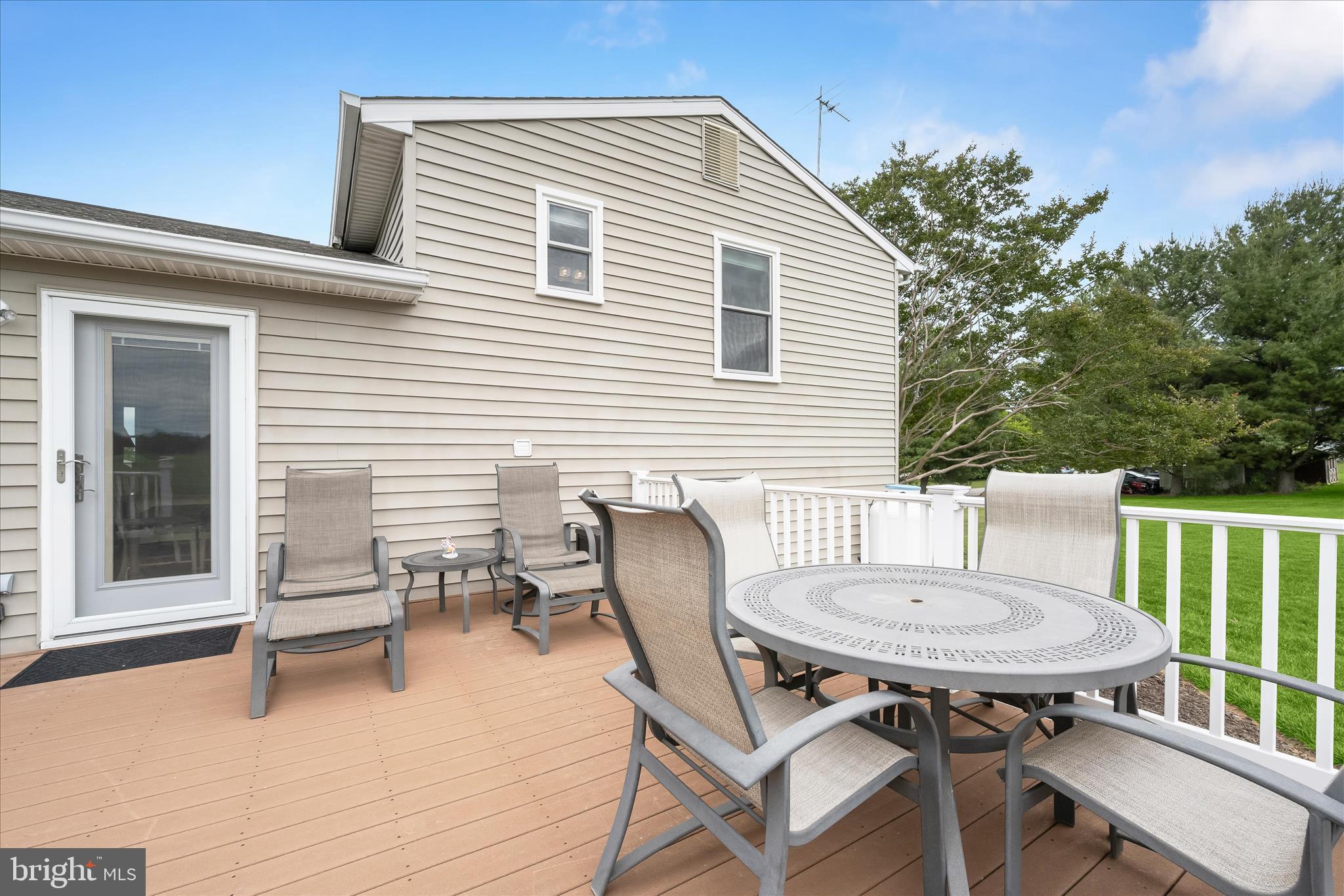 2661 Dotsons Ridge Road Mount Airy, MD 21771 - Photo 44 of 62 Deck