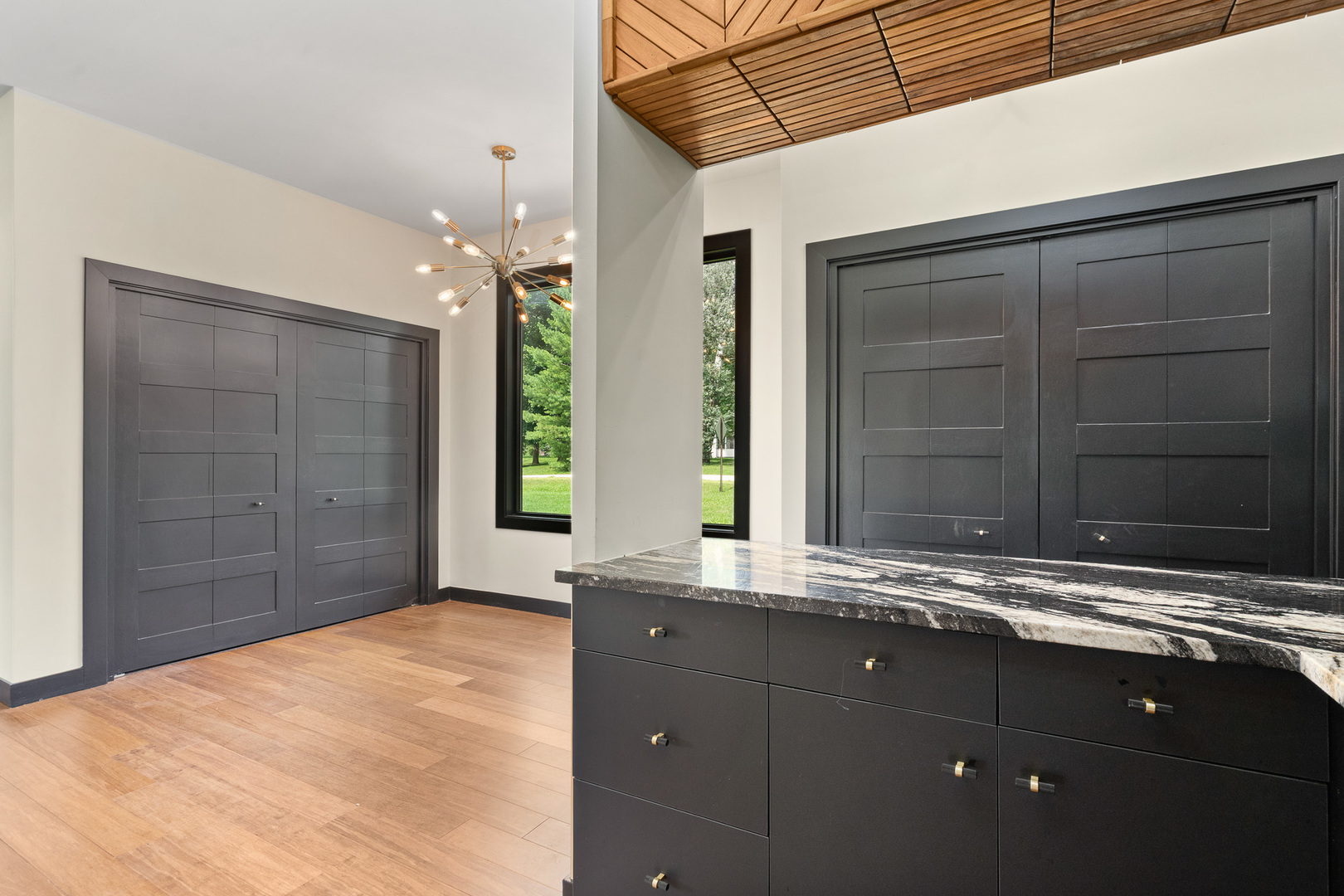 240 Oxford Road North Barrington, IL 60010 - Photo 18 of 62 Gallery Image 18