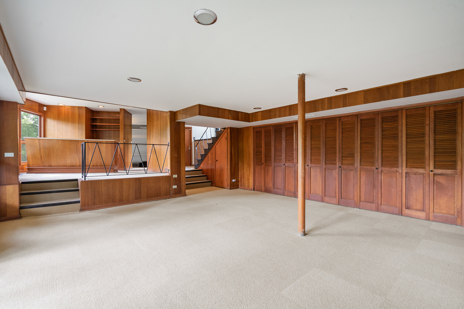 240 Oxford Road North Barrington, IL 60010 - Photo 24 of 62 Gallery Image 24