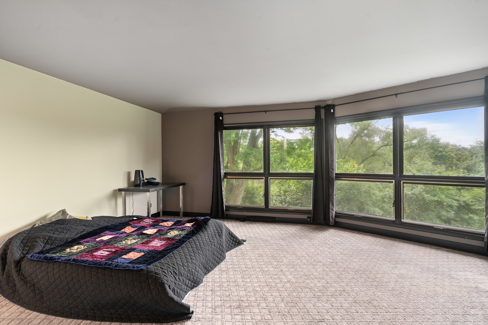 240 Oxford Road North Barrington, IL 60010 - Photo 37 of 62 Gallery Image 37