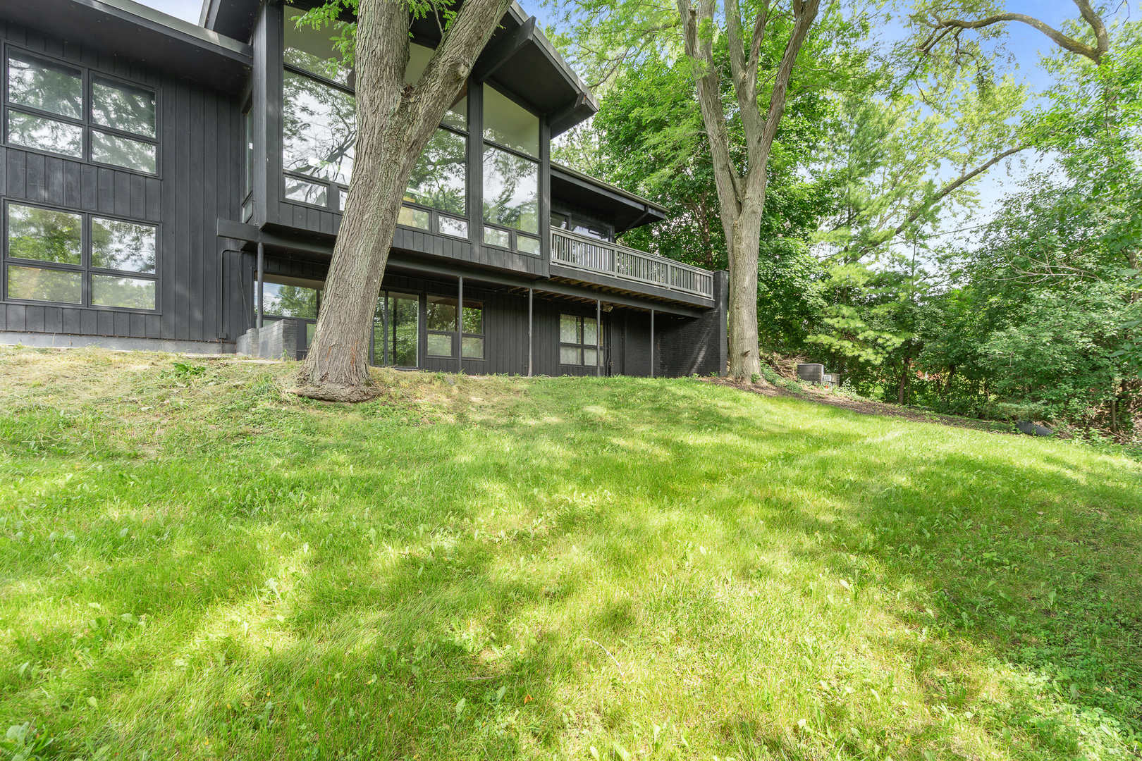 240 Oxford Road North Barrington, IL 60010 - Photo 52 of 62 Gallery Image 52