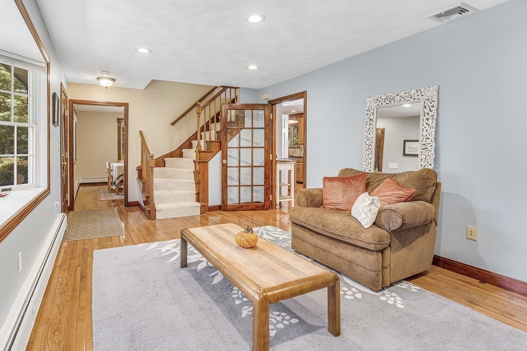 15 Ridgefield Road Norfolk, MA 02056 - Photo 13 of 31 Gallery Image 13