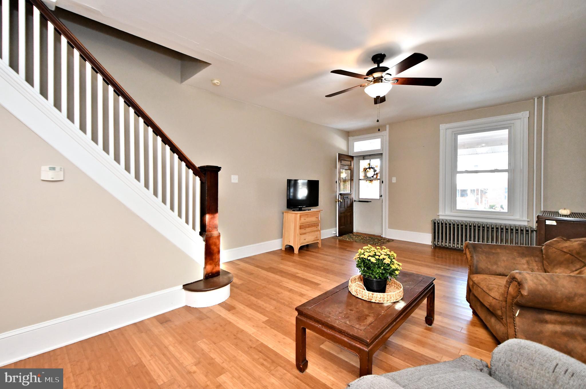 143 Walnut Street Spring City, PA 19475 - Photo 4 of 40 Living Room