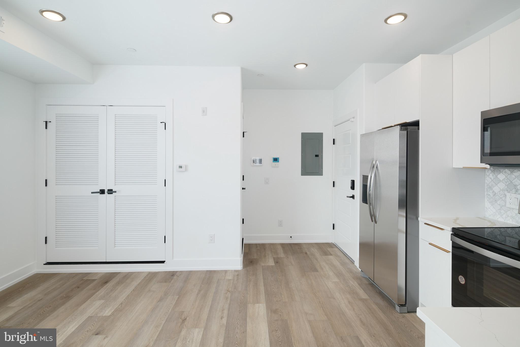 2000 North Front Street, Unit 14 Philadelphia, PA 19122 - Photo 6 of 18