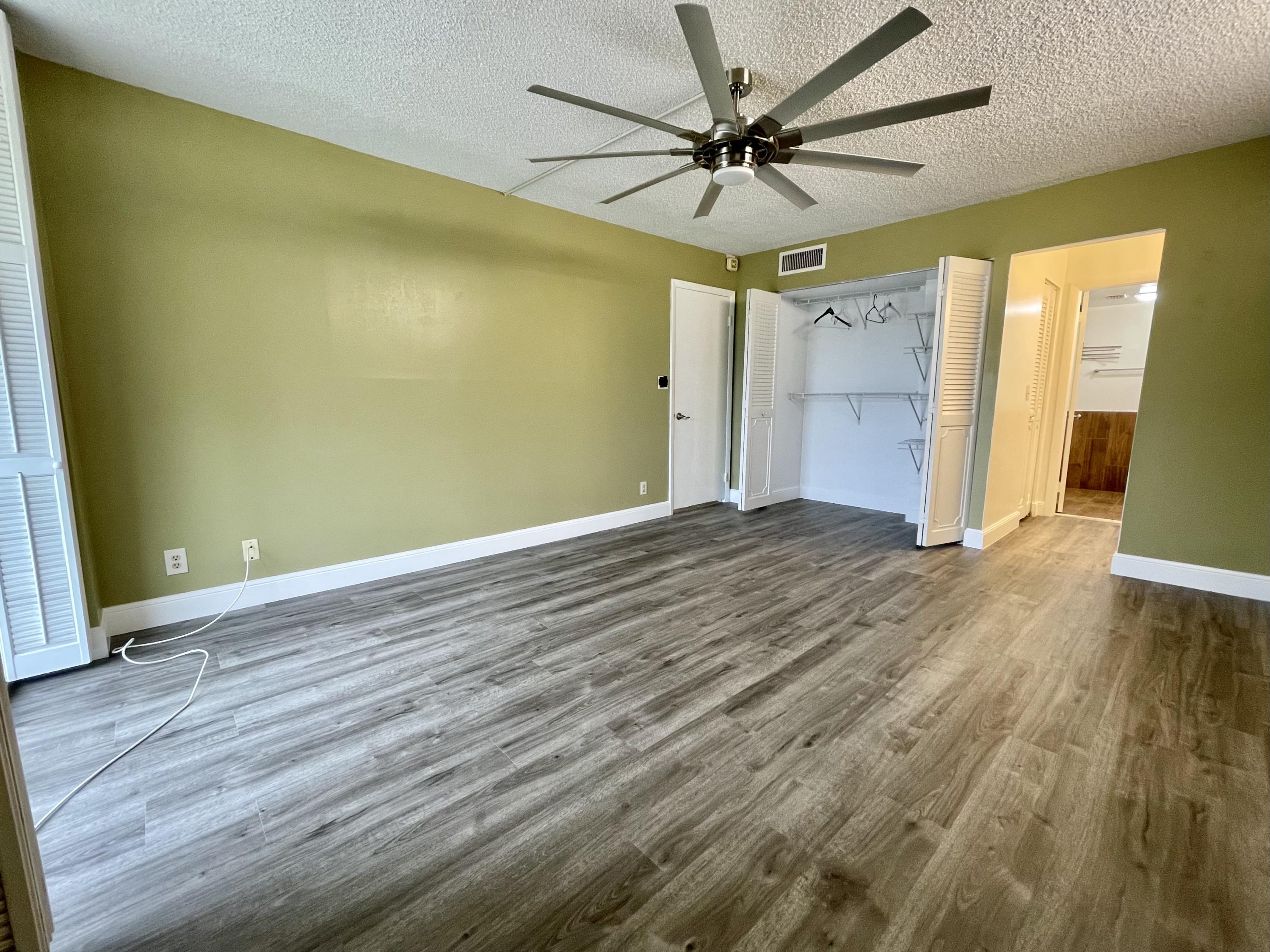 6461 Northwest 2nd Avenue, Unit 307 Boca Raton, FL 33487 - Photo 14 of 28 IMG_4807