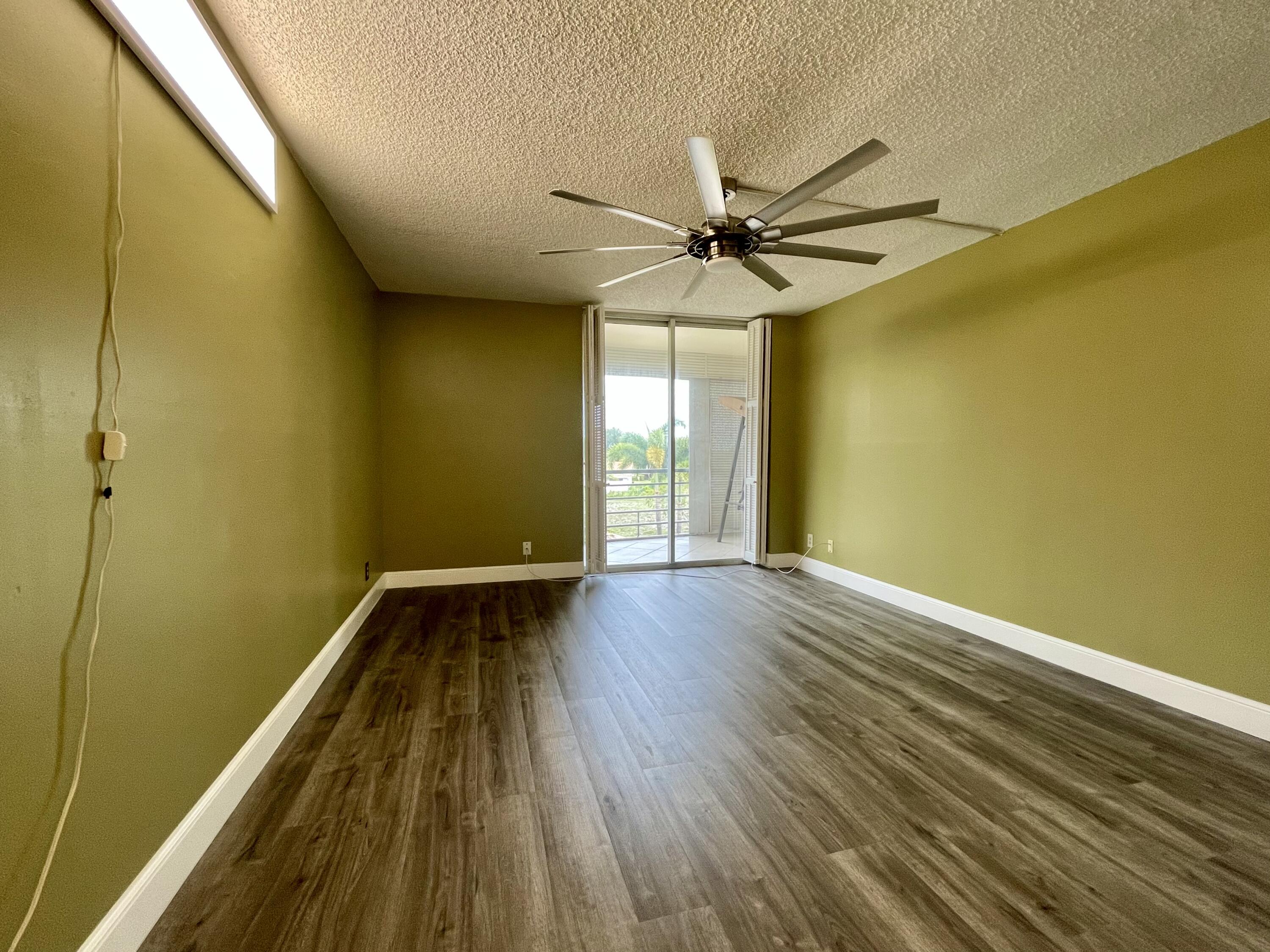 6461 Northwest 2nd Avenue, Unit 307 Boca Raton, FL 33487 - Photo 19 of 28 IMG_4805