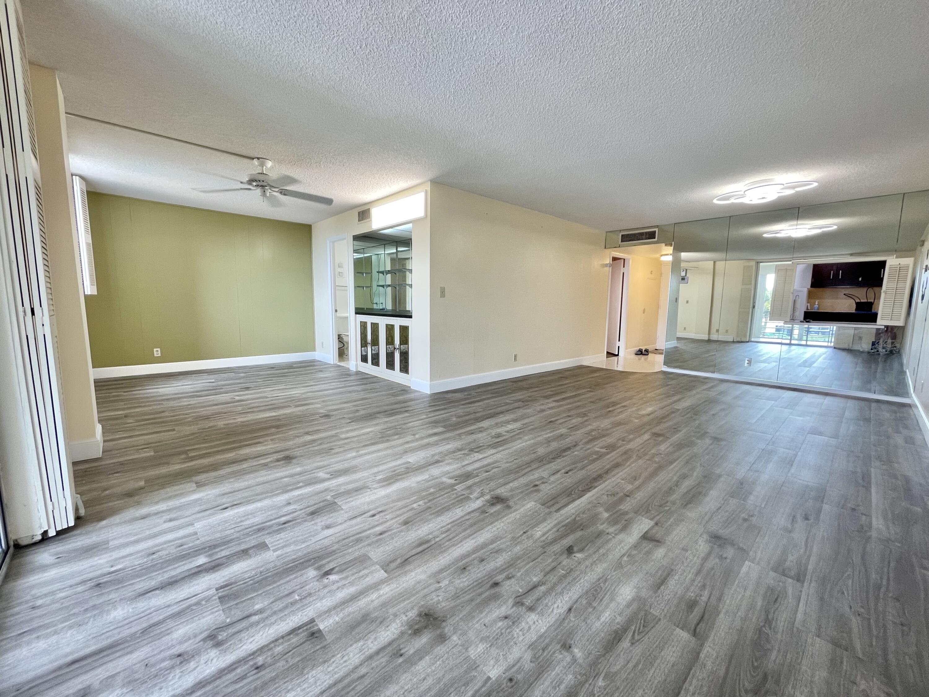 6461 Northwest 2nd Avenue, Unit 307 Boca Raton, FL 33487 - Photo 4 of 28 IMG_4820