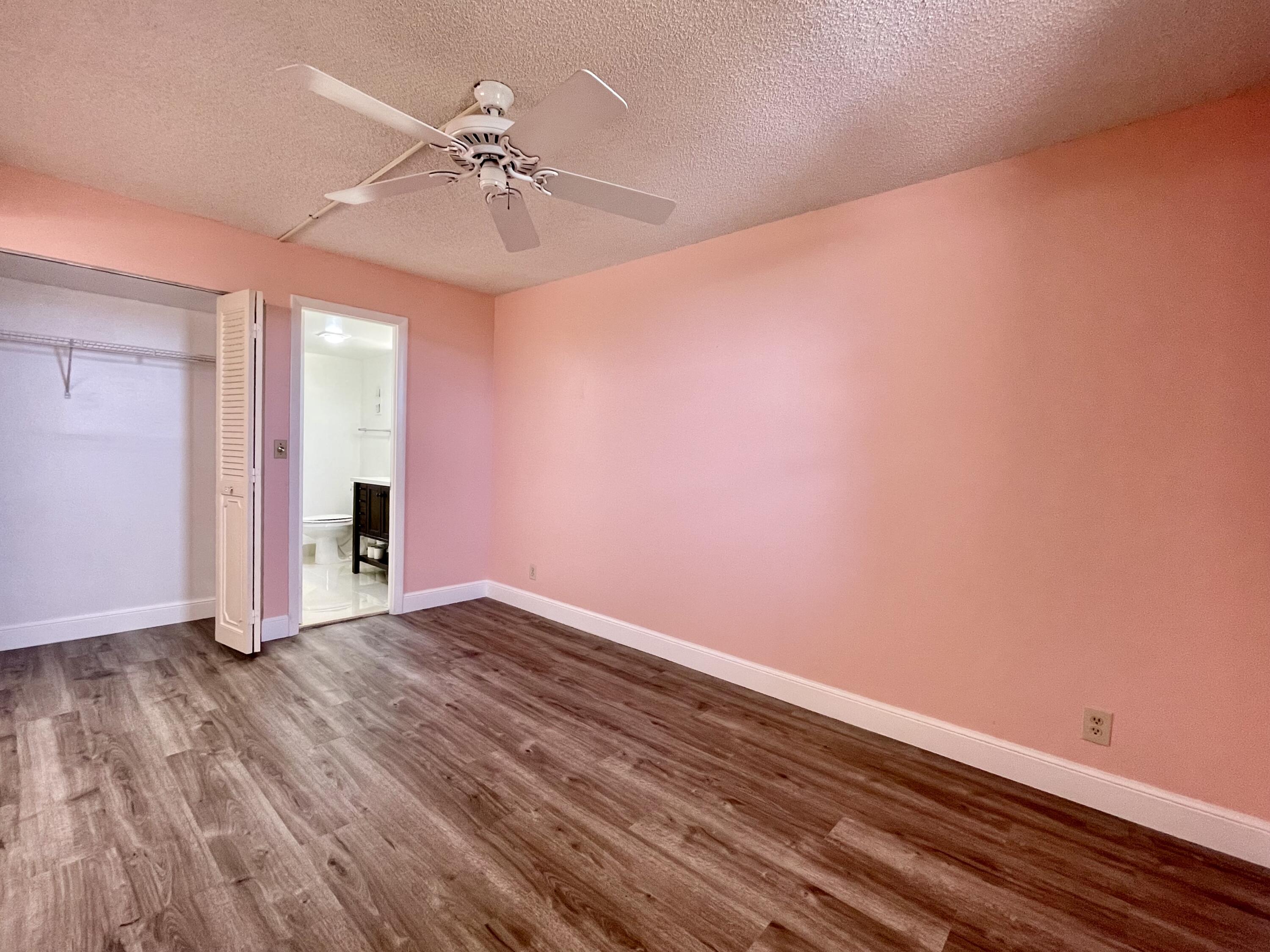 6461 Northwest 2nd Avenue, Unit 307 Boca Raton, FL 33487 - Photo 10 of 28 IMG_4817