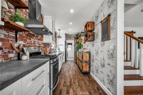 $1,600,000 | 907 Diamond Street, Redondo Beach, CA 90277