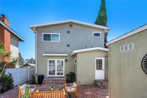 $1,600,000 | 907 Diamond Street, Redondo Beach, CA 90277