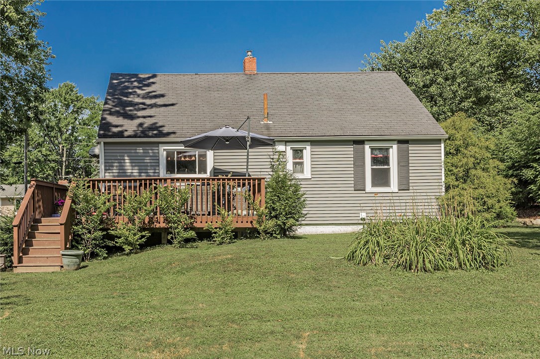 106 Fernwood Road Chagrin Falls, OH 44022 - Photo 4 of 28 Back of home.