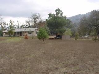 37345 Mistletoe Road Squaw Valley, CA 93675 - Photo 2 of 2 Front view of house & acreage.