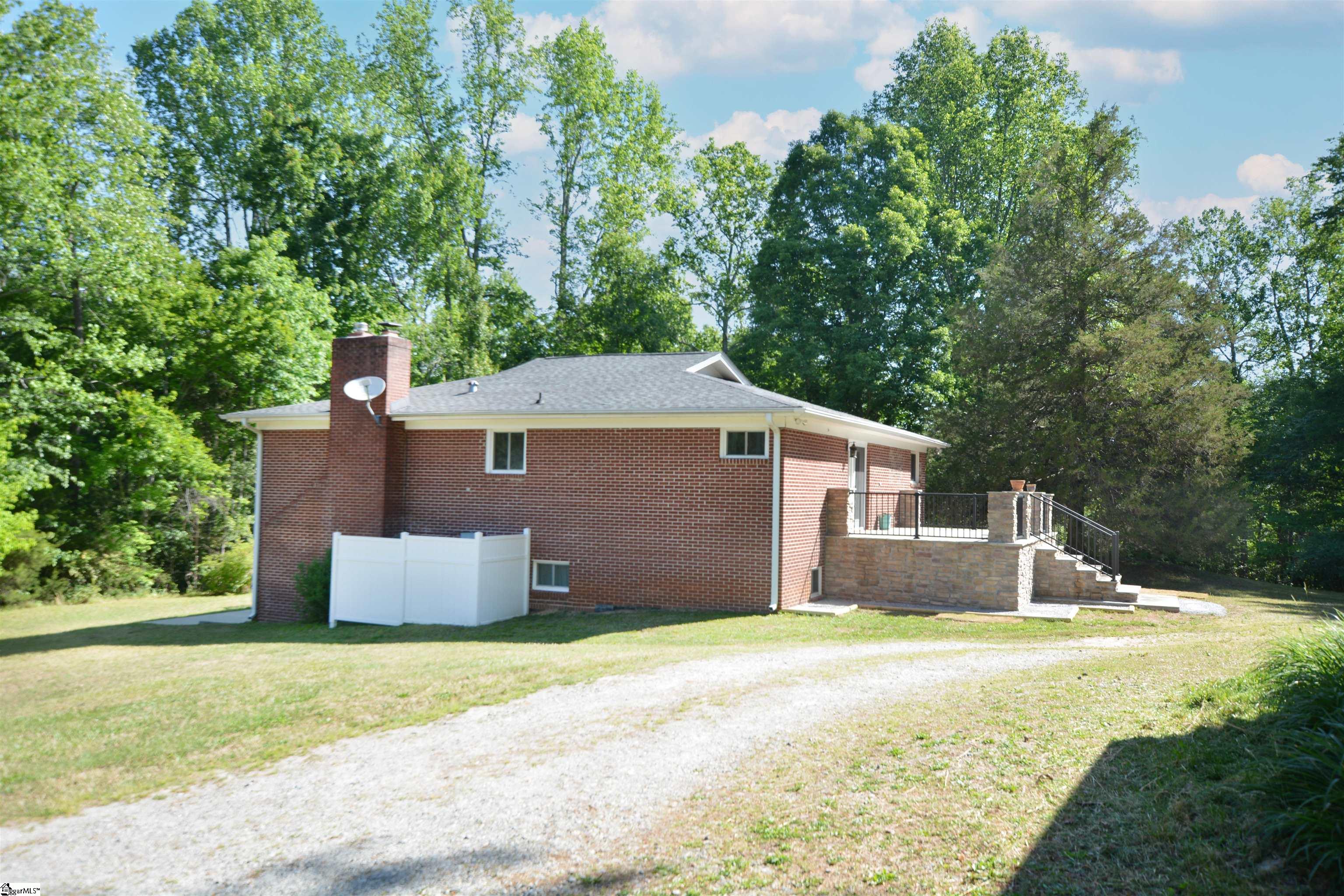 288 Raines Road Easley, SC 29640 - Photo 7 of 37