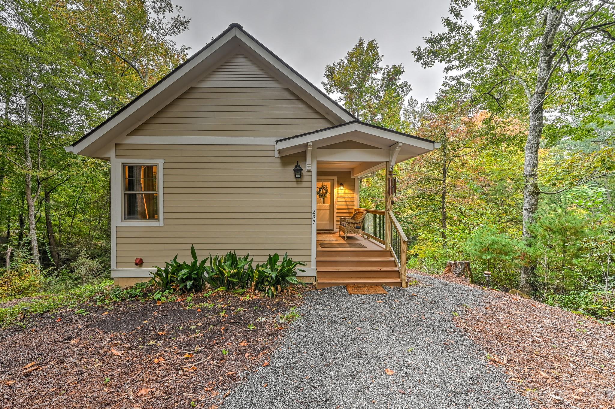 287 Chapel Point Road Lake Lure, NC 28746 - Photo 11 of 32 Gallery Image 11