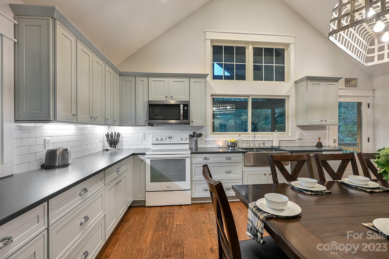 287 Chapel Point Road Lake Lure, NC 28746 - Photo 25 of 32 Gallery Image 25