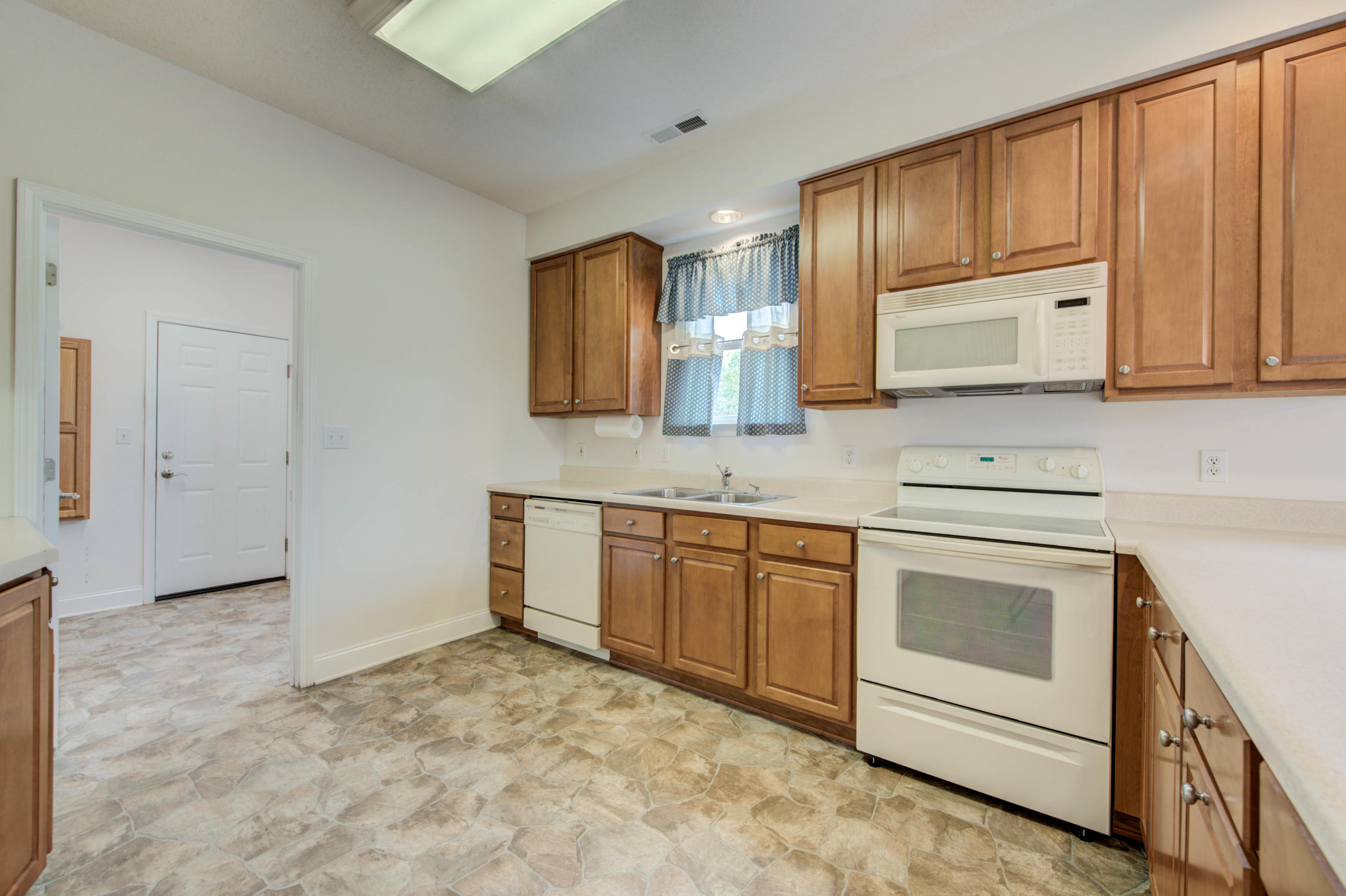 101 Dancer Lane Oak Ridge, TN 37830 - Photo 11 of 33 11