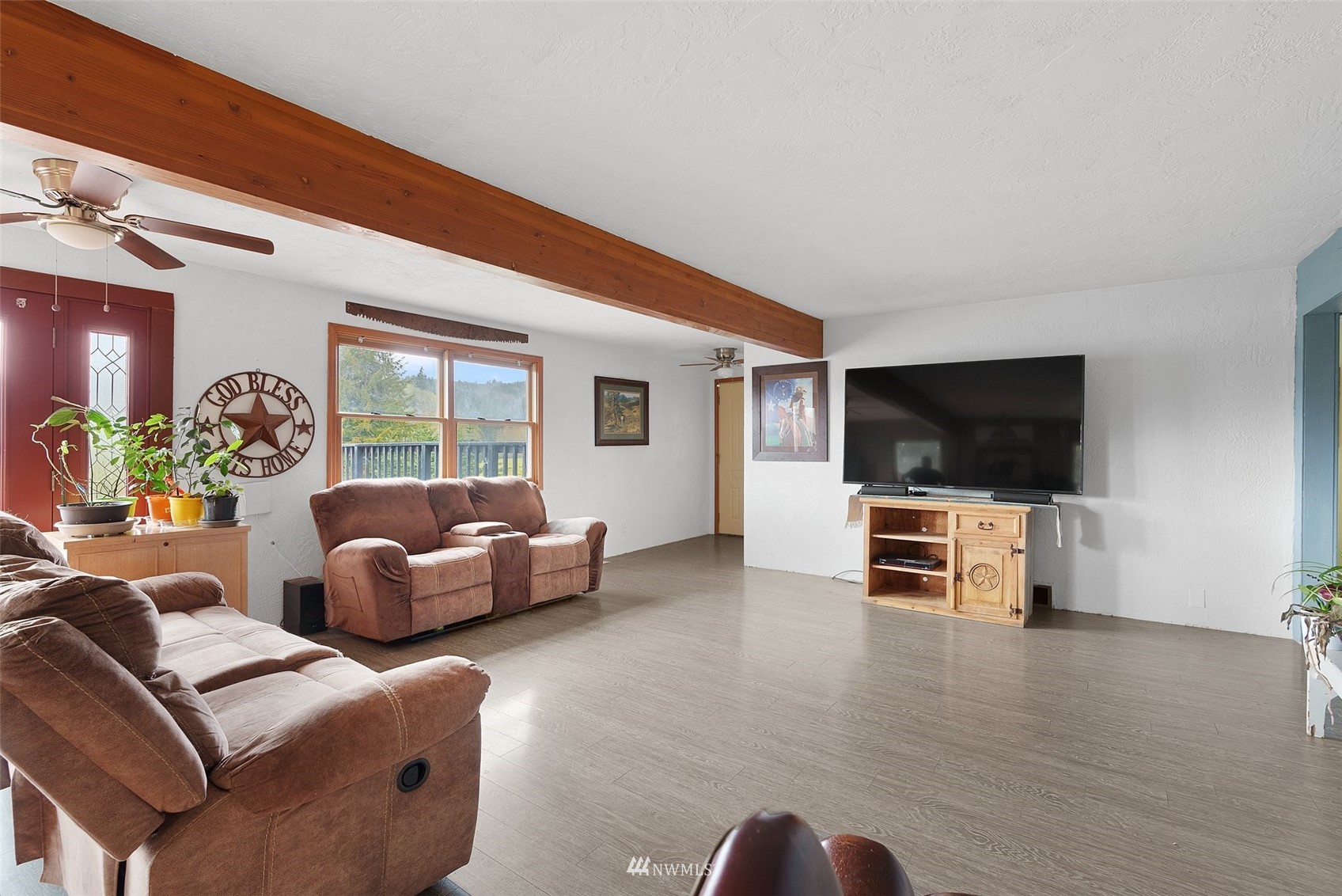 66 Halfmoon Creek Road Raymond, WA 98577 - Photo 10 of 32 Gallery Image 10