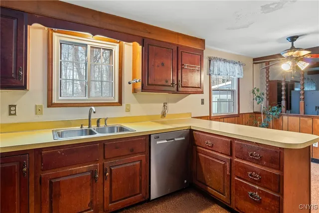 $269,900 | 4128 Silverado Drive, Clay, NY 13090