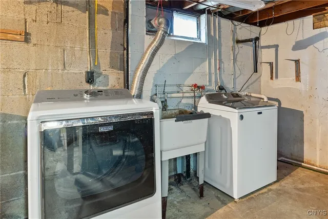 $269,900 | 4128 Silverado Drive, Clay, NY 13090