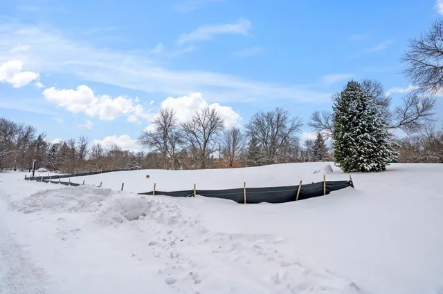 $2,400,000 | 2780 White Oak Circle, Long Lake, MN 55356