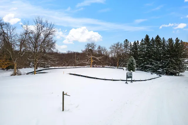 $2,400,000 | 2780 White Oak Circle, Long Lake, MN 55356