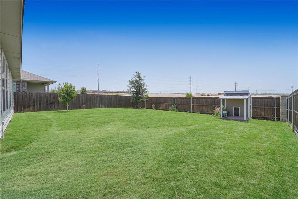 175 Lunayena Road Rhome, TX 76078 - Photo 21 of 27