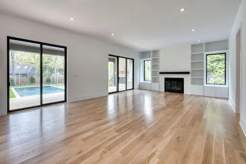$3,595,000 | 3 Cosdrew Lane, East Hampton, NY 11937