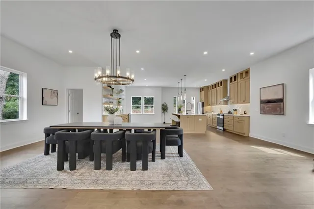 $1,000,075 | 120 Gwinnett Street, Buford, GA 30518