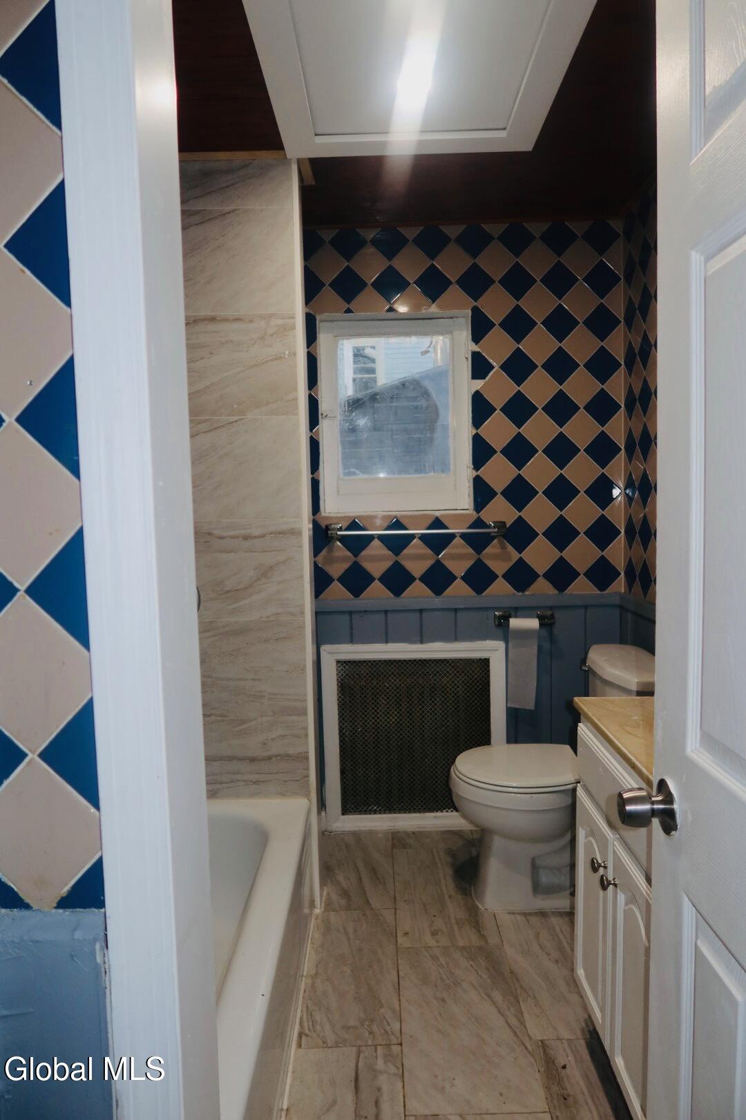1066 Howard Street, Unit 1 Schenectady, NY 12303 - Photo 5 of 13 IMG_1975