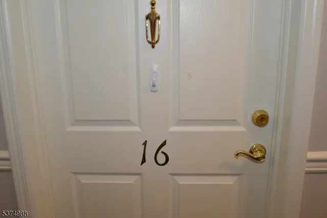 $2,400 | 1 Jenny Lind Street, Unit 16, Netcong, NJ 07857