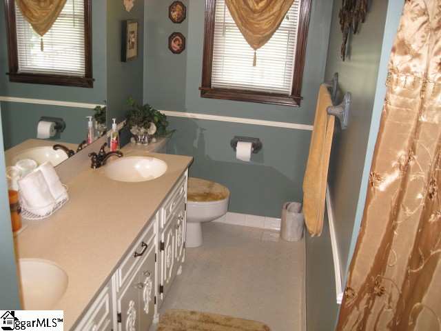 1309 Cely Road Easley, SC 29642 - Photo 13 of 25 Gallery Image 13