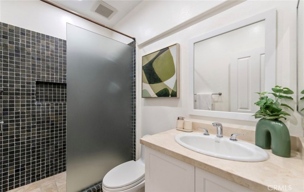 12 Parthenia Irvine, CA 92606 - Photo 10 of 15