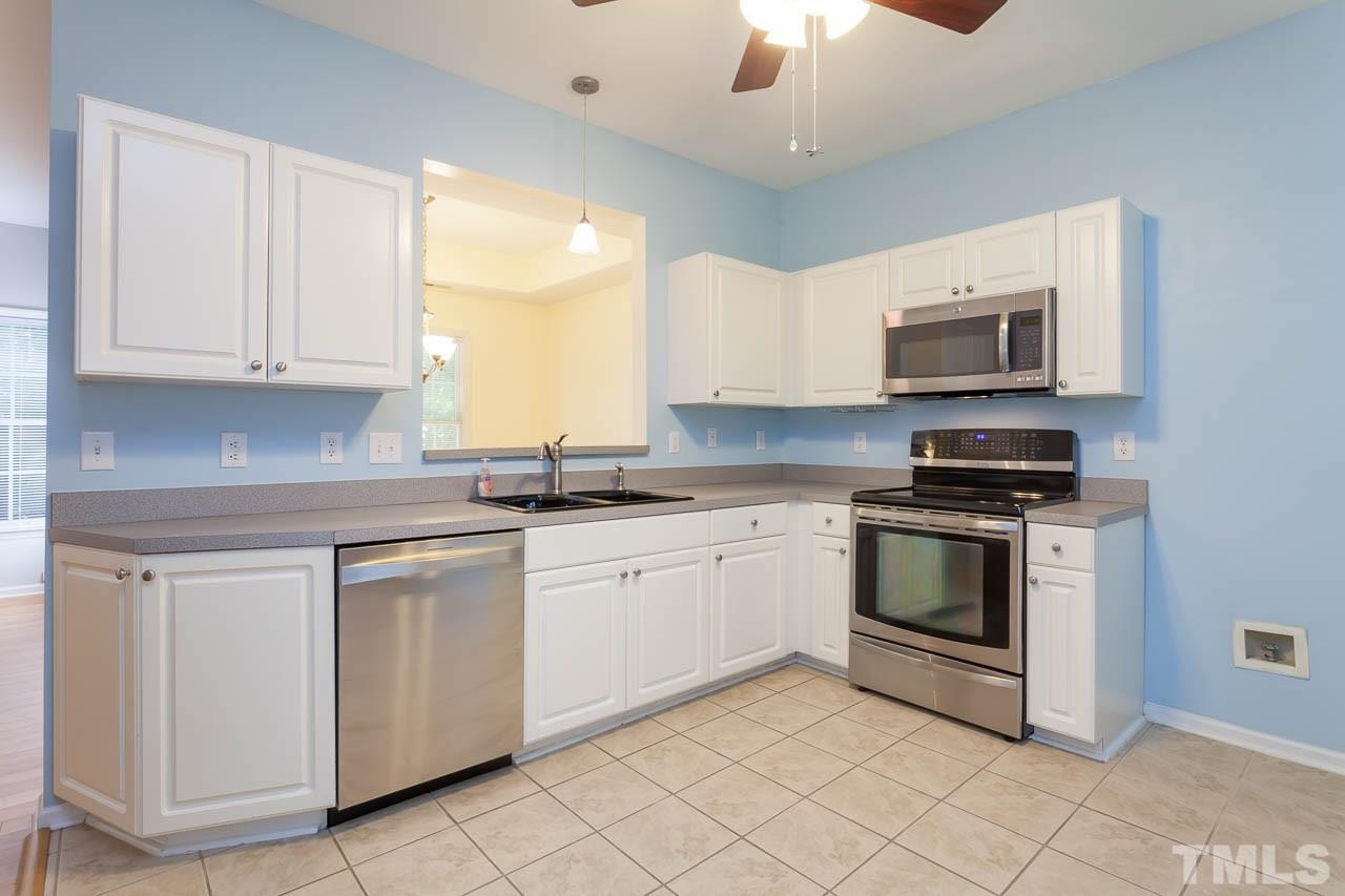 8260 Hempshire Place, Unit 102 Raleigh, NC 27613 - Photo 3 of 23 Gallery Image 3