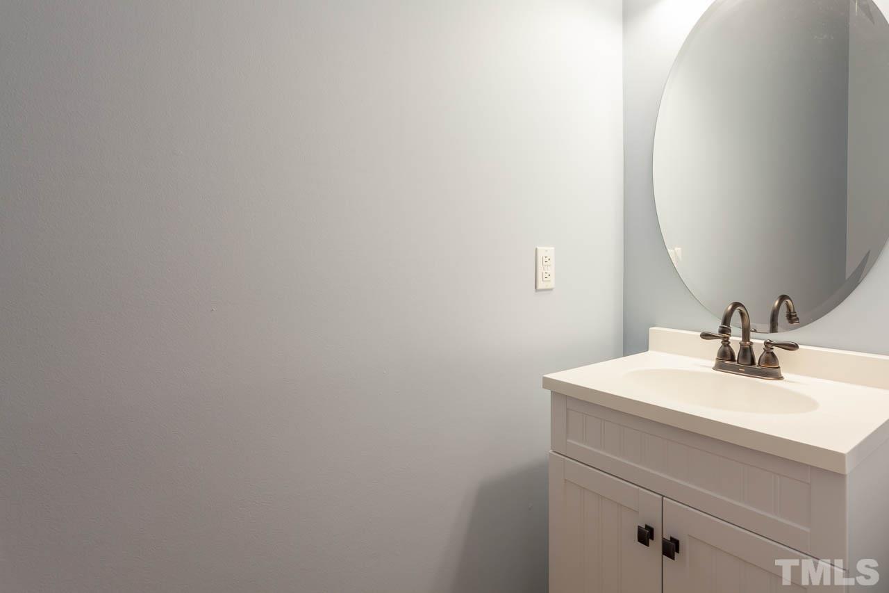8260 Hempshire Place, Unit 102 Raleigh, NC 27613 - Photo 9 of 23 Gallery Image 9