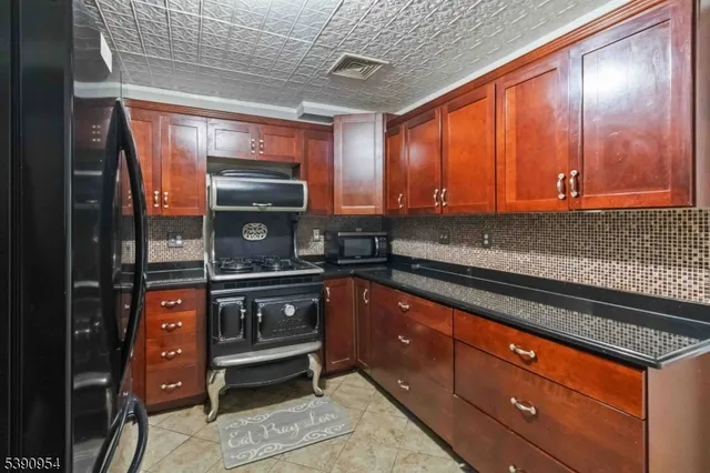 $625,000 | 564 Bloomfield Avenue, Nutley, NJ 07110