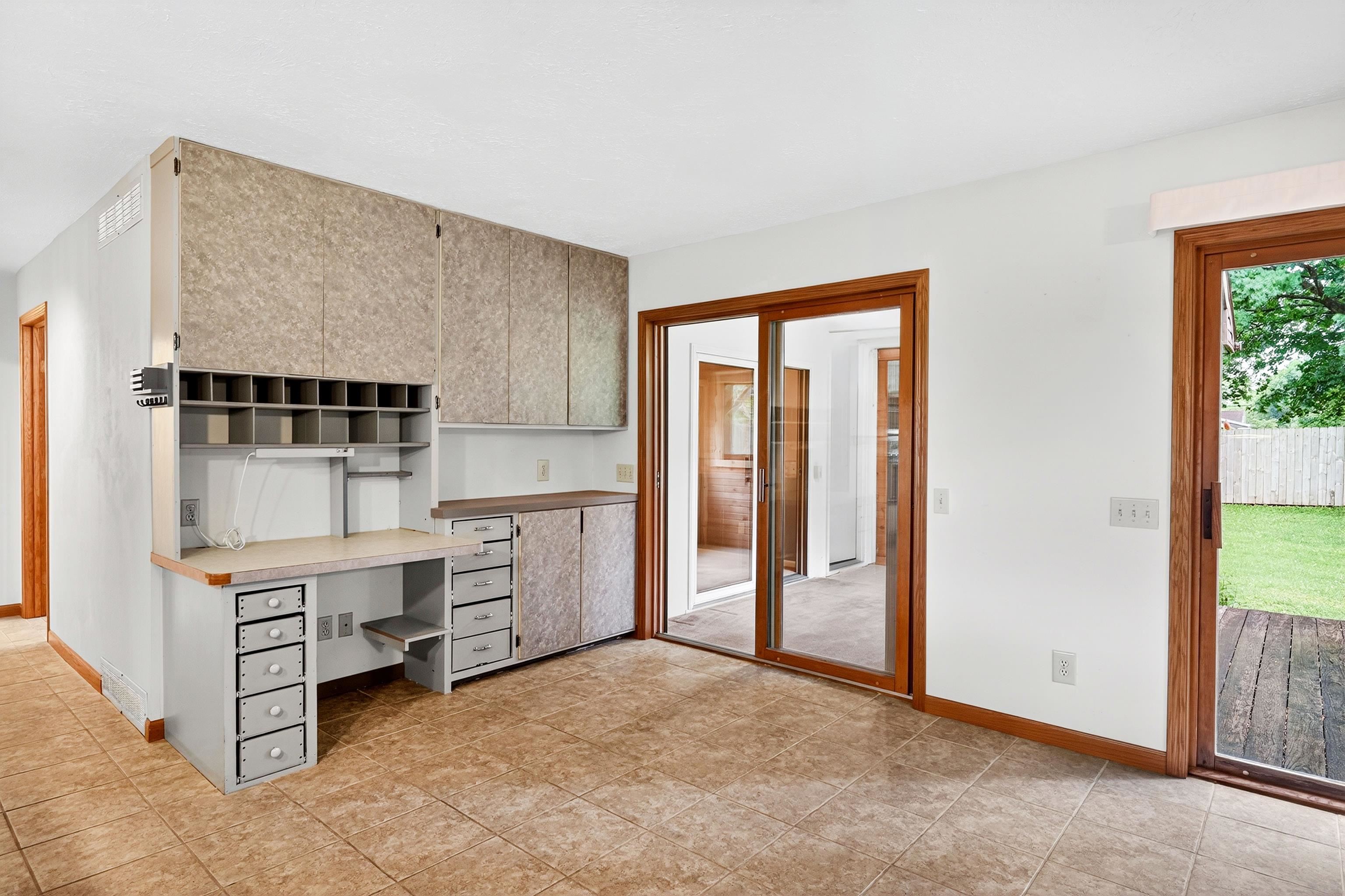 5205 Midmoor Road Monona, WI 53716 - Photo 14 of 45