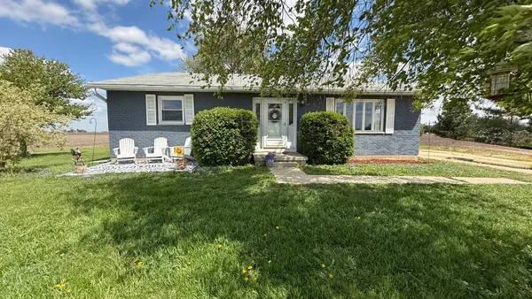 $329,000 | 27986 Esmond Road, Esmond, IL 60129