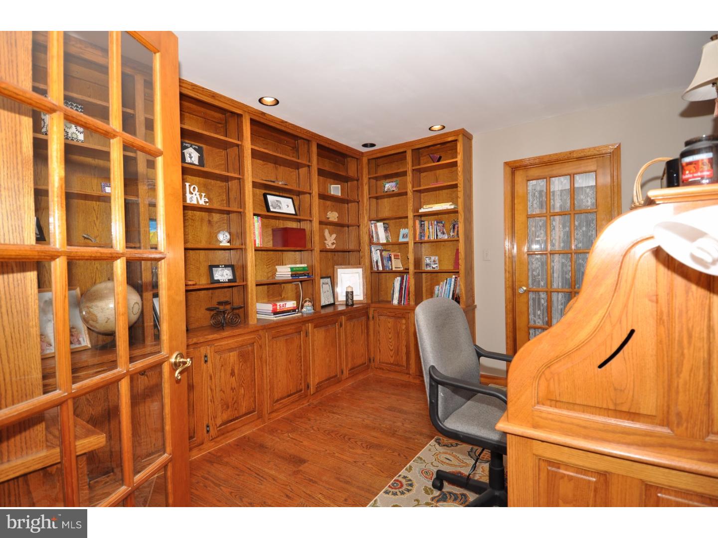 205 Georgetown Road Columbus, NJ 08022 - Photo 11 of 25 Office / Study