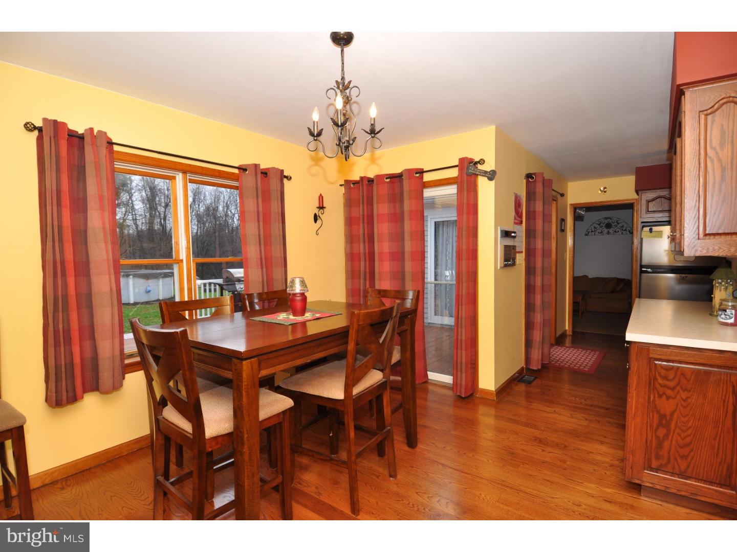 205 Georgetown Road Columbus, NJ 08022 - Photo 6 of 25 Kitchen