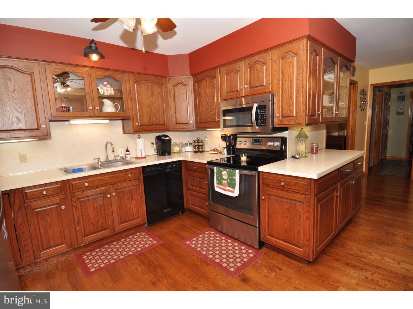 205 Georgetown Road Columbus, NJ 08022 - Photo 9 of 25 Kitchen